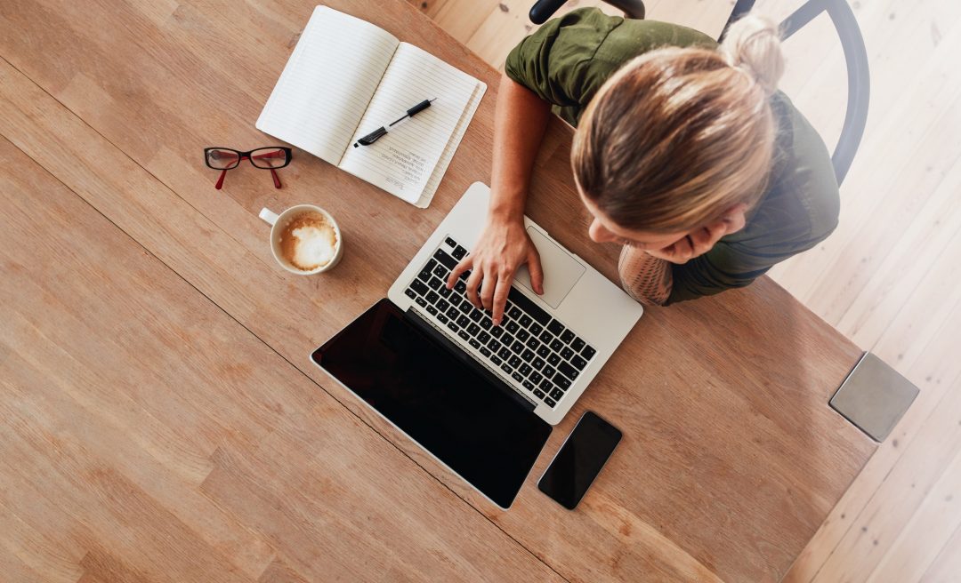 WOMAN SURFING INTERNET